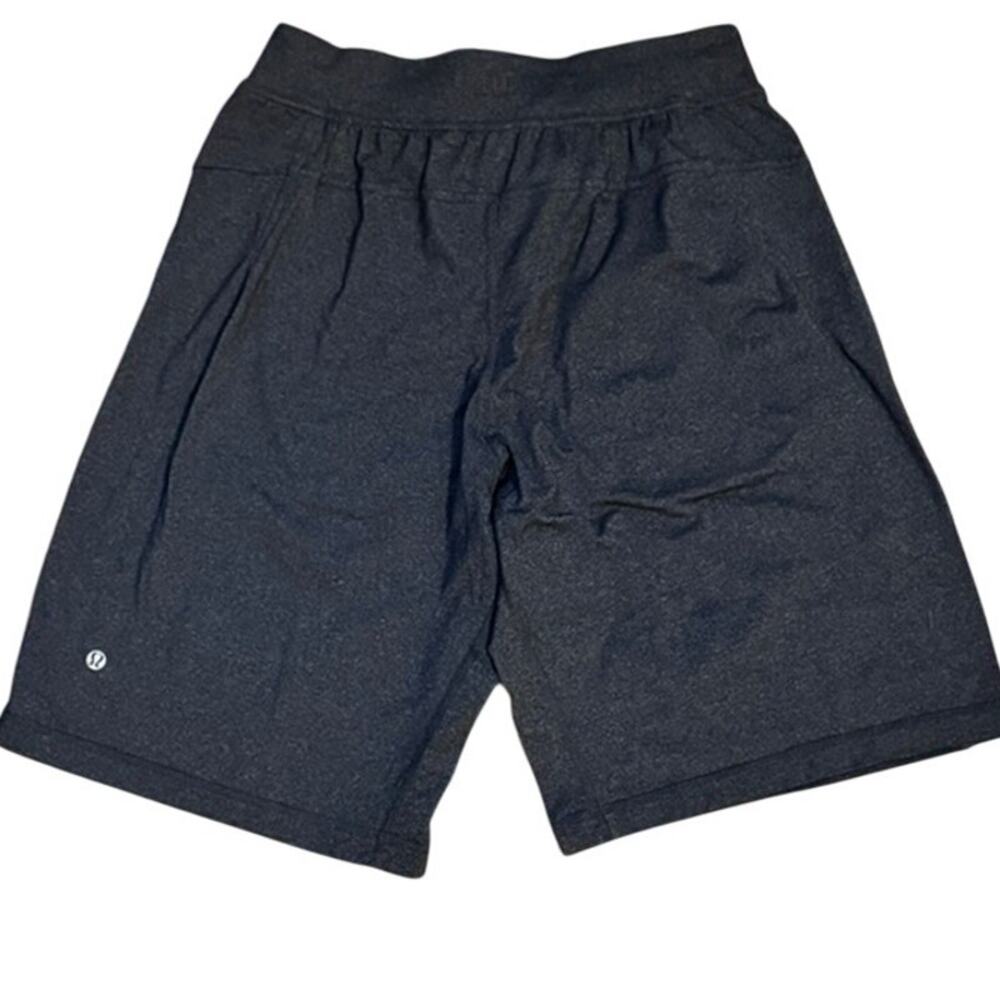 Lululemon Men's 10"  Grey Shorts M